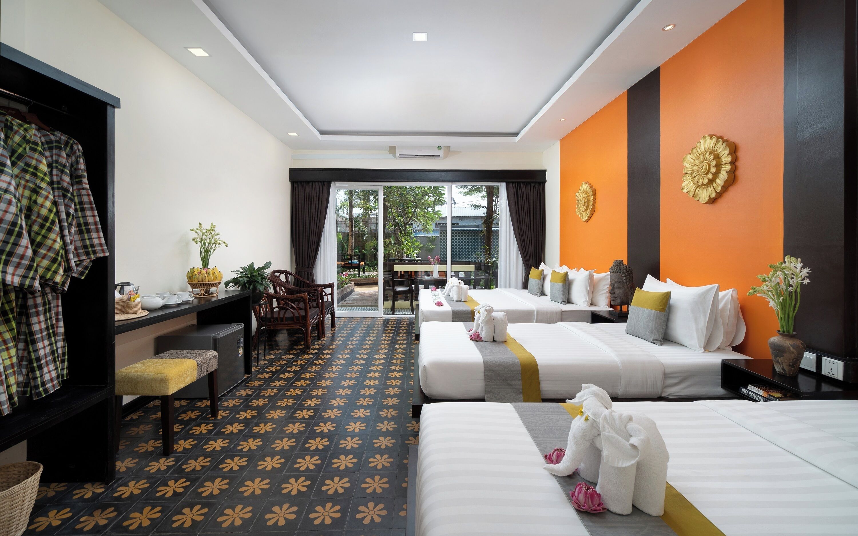 Family Suite With Balcony Pool View - Free Bus Station Pick Up | Équipements de la chambre