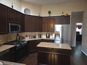 Microwave, oven, stovetop, dishwasher