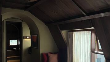 Habitación Elite doble | Minibar, caja fuerte, cortinas opacas y wifi gratis