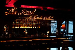 بار (في المنشاة)