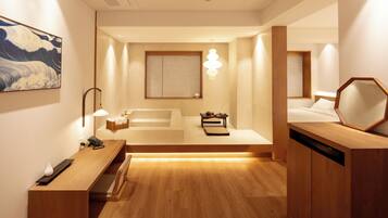 Premier Twin Room | Memory foam beds, free WiFi