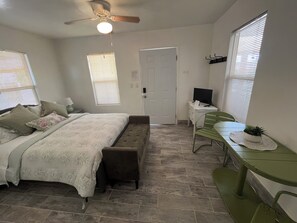 1 غرفة نوم وواي فاي وملاءات أسرّة