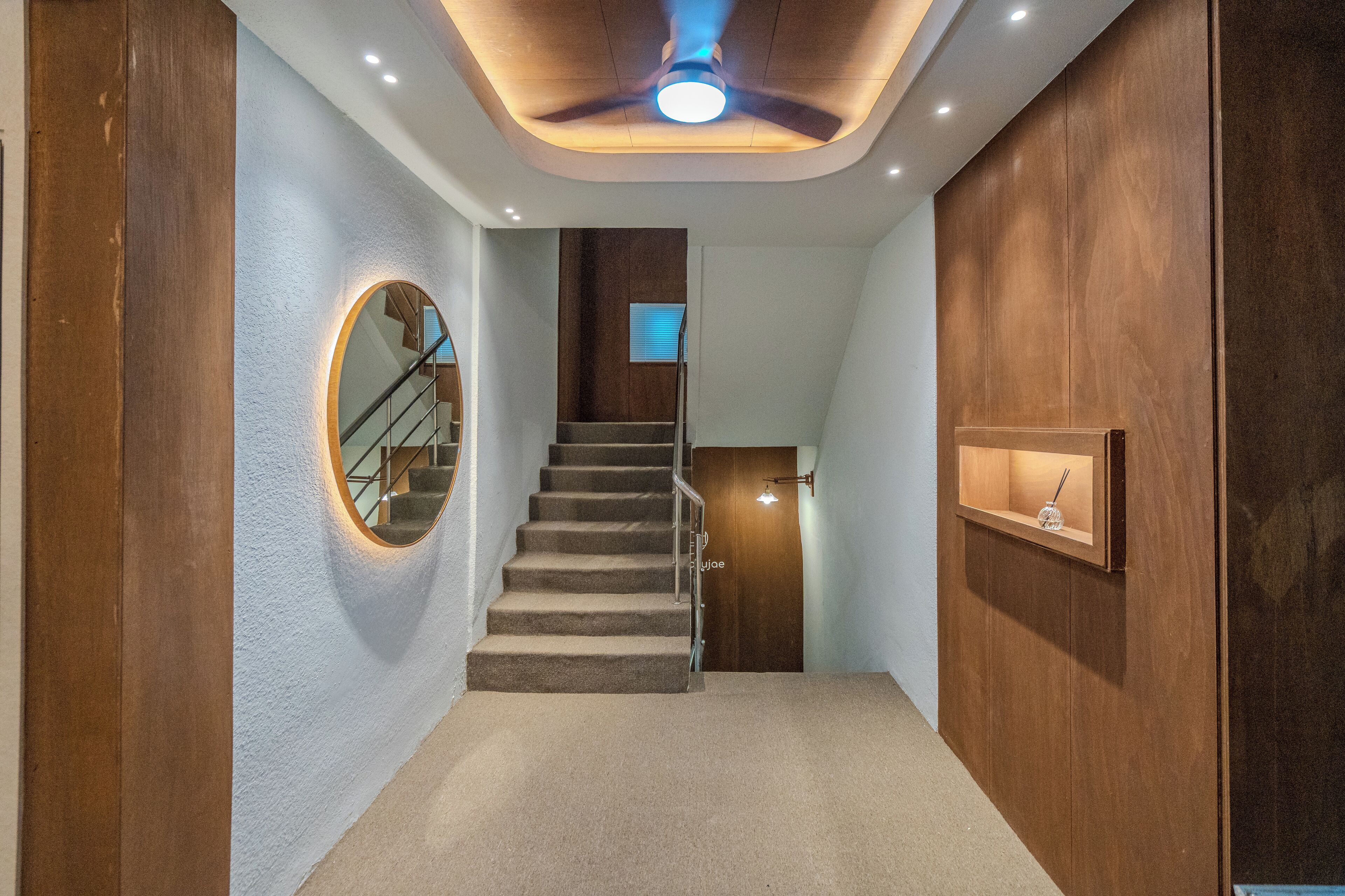 43-inch Smart TV with digital channels