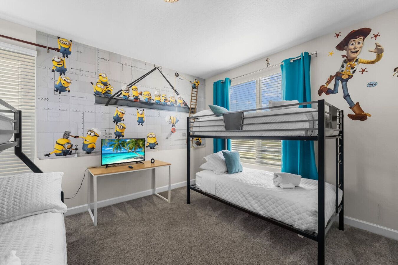 Iron/ironing board, WiFi, bed sheets