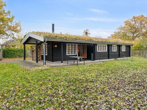 House | Exterior - 5 Star Holiday Home in Tranekaer (Tranekaer)