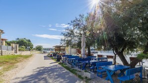 Outdoor dining - Apartment Pintur by Interhome (Umag)