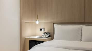 Blackout curtains, soundproofing, free WiFi, bed sheets