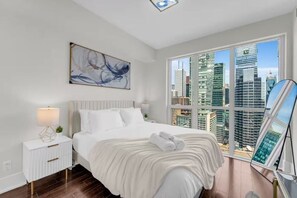 Colchones con efecto memoria y espacio para trabajar con laptop 