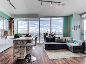 Traditional Apartment | Living area