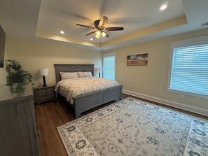 6 bedrooms, iron/ironing board, free WiFi