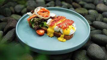 Dagelijks à-la-carte-ontbijt inbegrepen