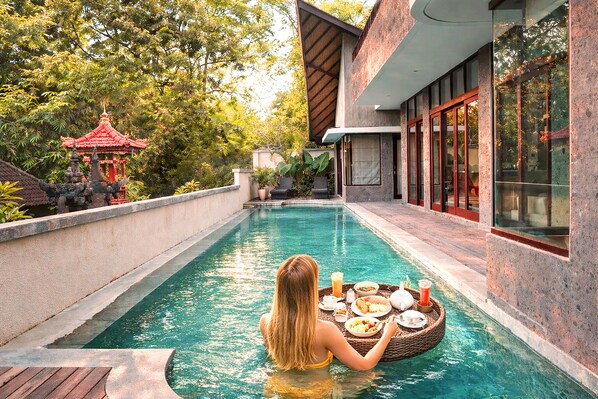 Luxury Villa, 3 Bedroom, with Private Pool | Garden view