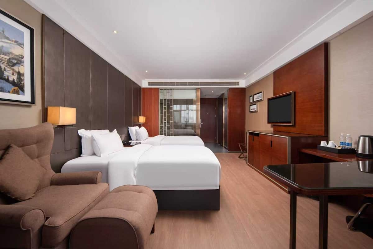 컴포트 더블룸, 시내 전망 | 객실 내 금고, 무료 WiFi