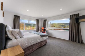 5 عدّة غرف نوم ومكواة/لوح كي وواي فاي وملاءات أسرّة