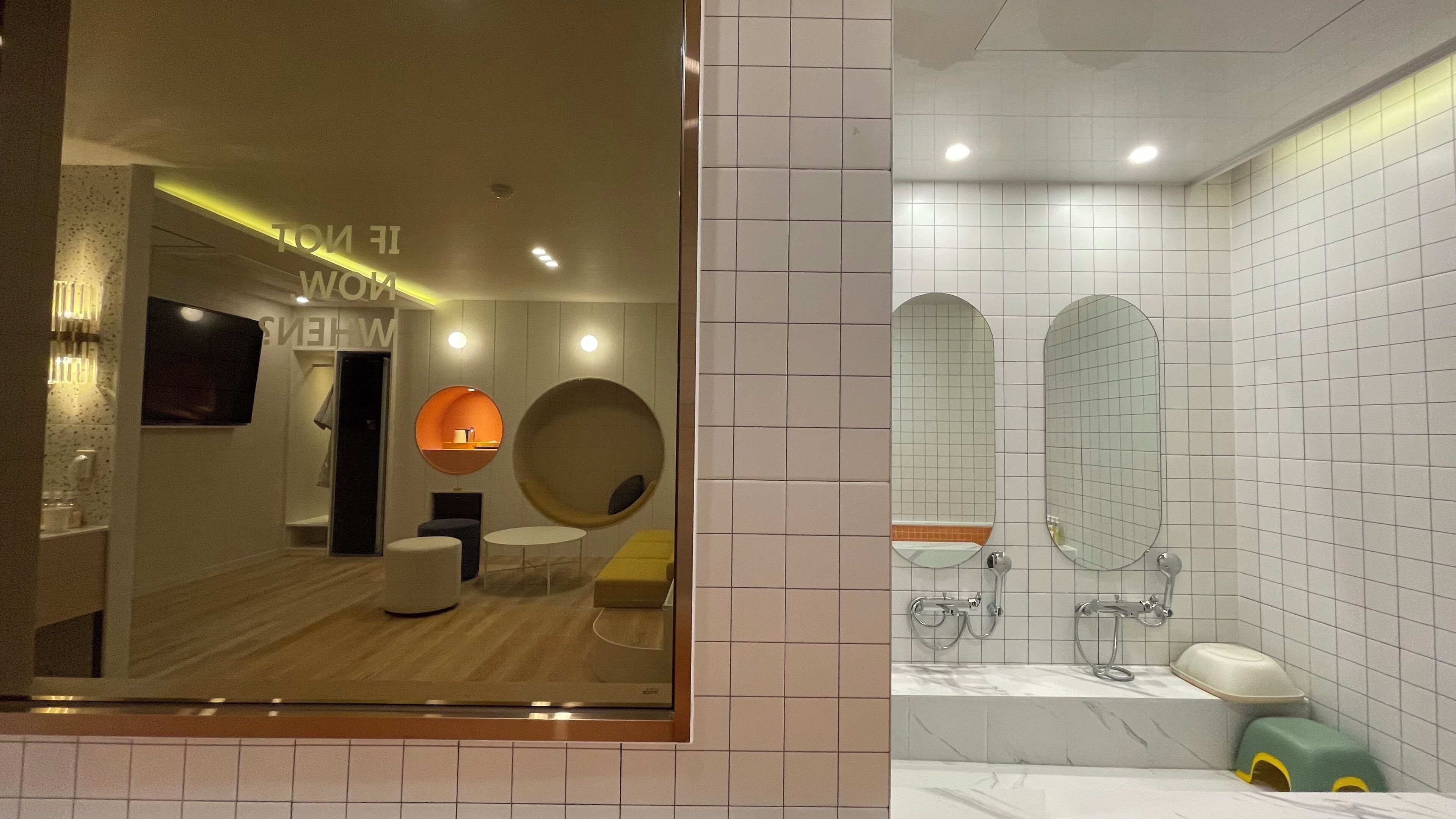 패밀리룸 | 욕실 | 별도의 욕조 및 샤워 시설, 헤어드라이어, 슬리퍼, 타월