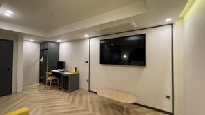 Desk, laptop workspace, free WiFi