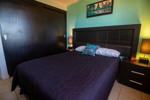 2 bedrooms, internet, bed sheets