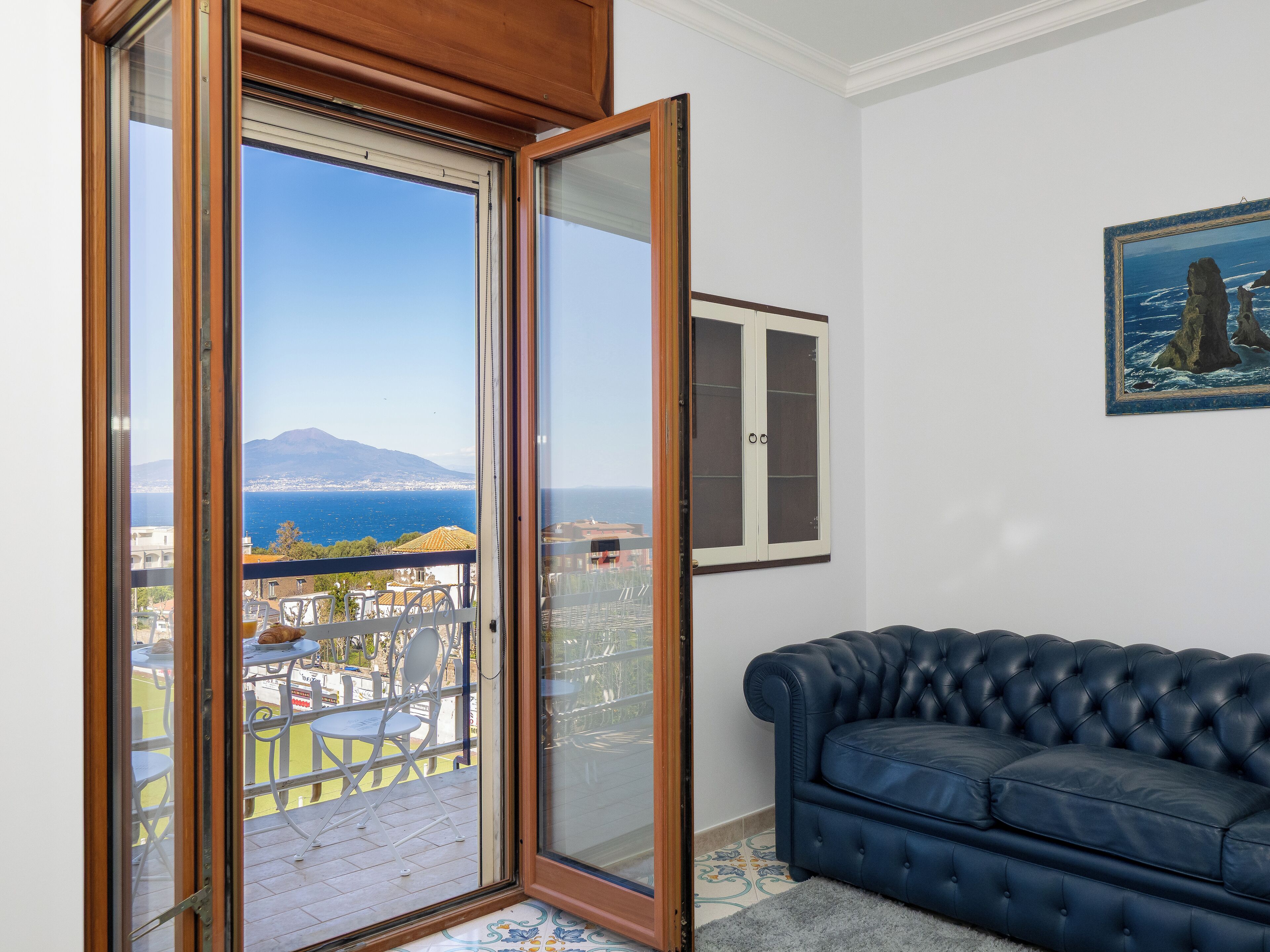 Panoramic-Apartment, Balkon, Meerblick | Wohnbereich