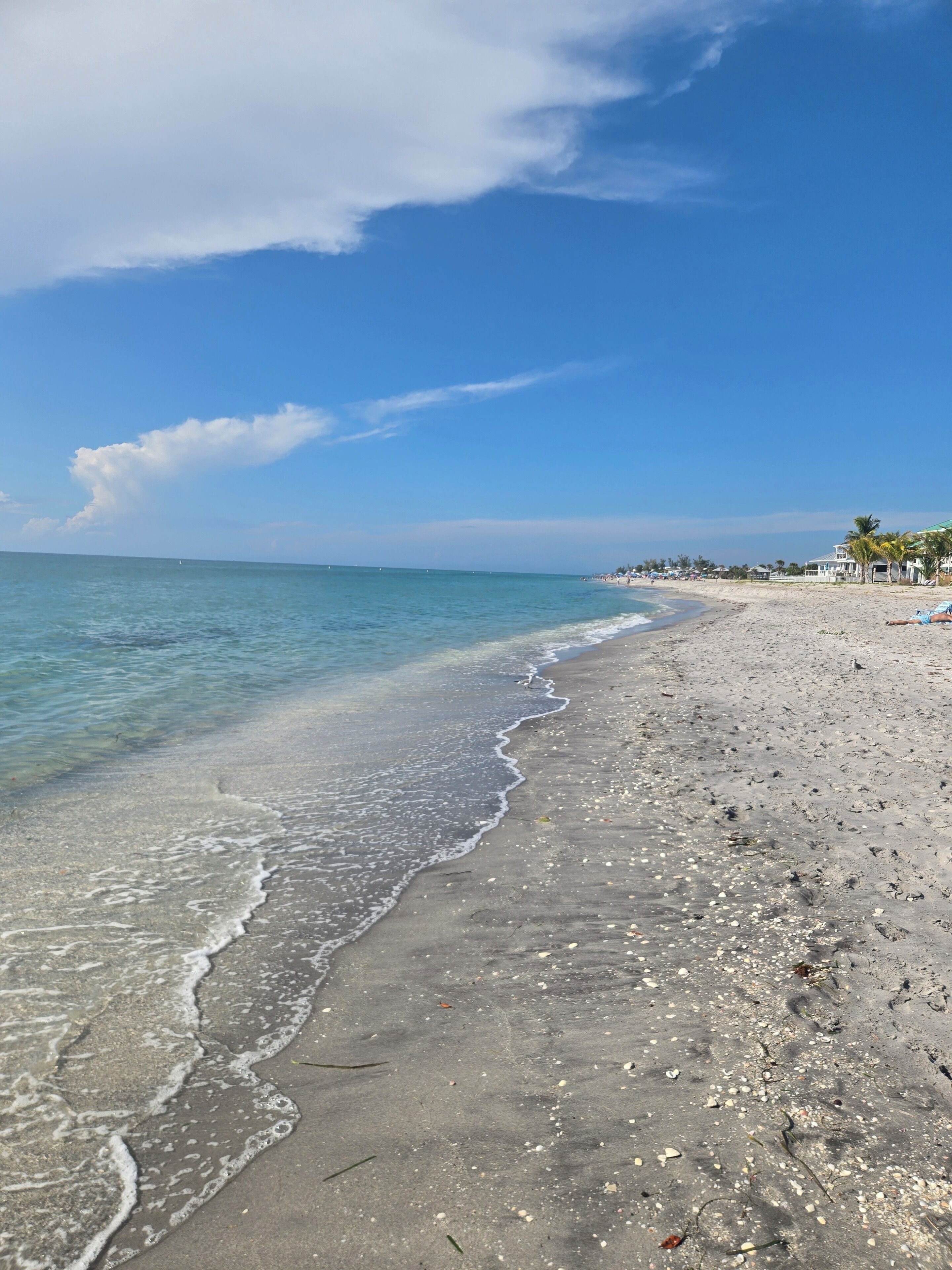 沙滩椅、沙滩毛巾