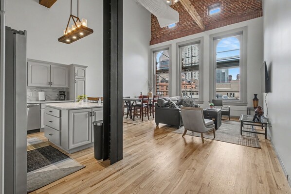 Living area - Historic Loft in Heart of Downtown Denver - Off 16th St - Across from Light Rail (Denver)