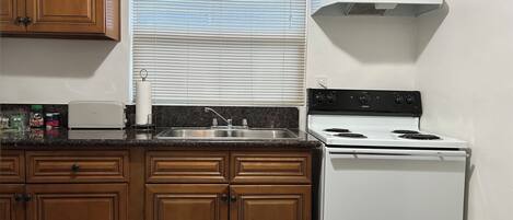 ميكروويف، فرن، موقد طهي مسطح، غسالة أطباق