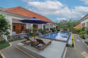 Pool - Memela Bungalow (Penida Island)