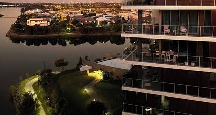 Stunning large Gold Coast apartment with views and resort facilities