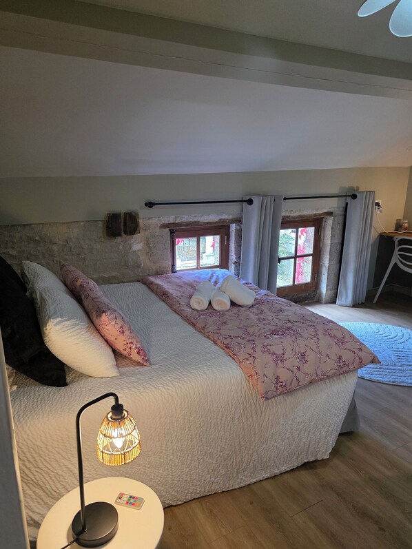 Habitación Confort | Ropa de cama hipoalergénica y camas Select Comfort 