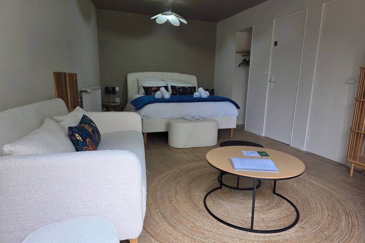 Select Comfort beds, individually decorated, individually furnished