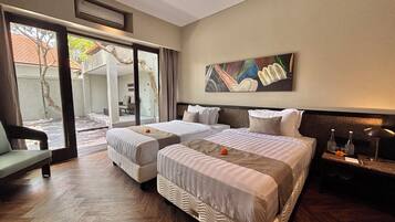 Luxury Villa, 2 Bedrooms, Pool View