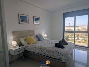 2 bedrooms, WiFi, bed sheets