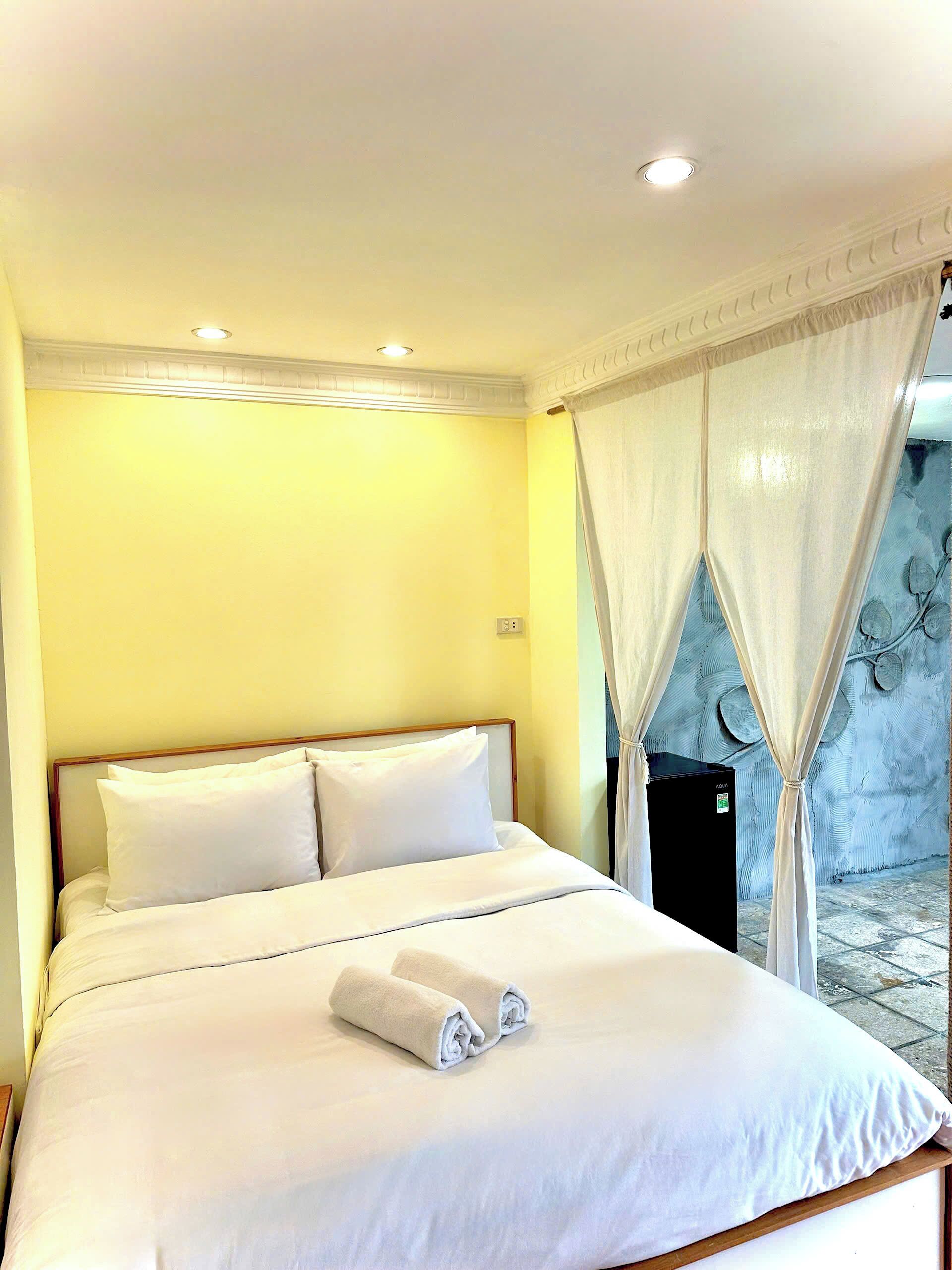 Classic-Doppelzimmer, Stadtblick | Schreibtisch, kostenloses WLAN