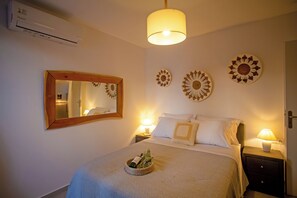 1 chambre, fer et planche à repasser, Wi-Fi gratuit, draps fournis