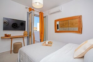 1 bedroom, iron/ironing board, free WiFi, bed sheets - Colors of Mykonos, Ano Mera, lovely apartment. (Mykonos)