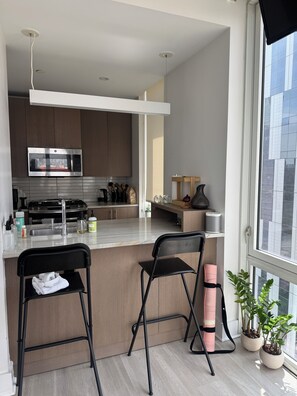 Microwave, oven, stovetop, dishwasher