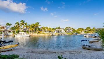 Beach nearby, beach towels