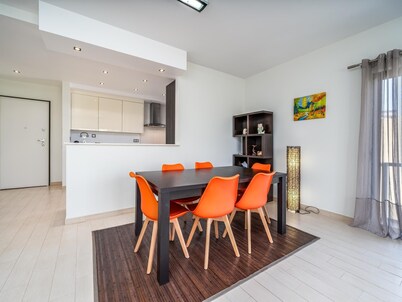 2BR Albur Village with Pool & Balcony