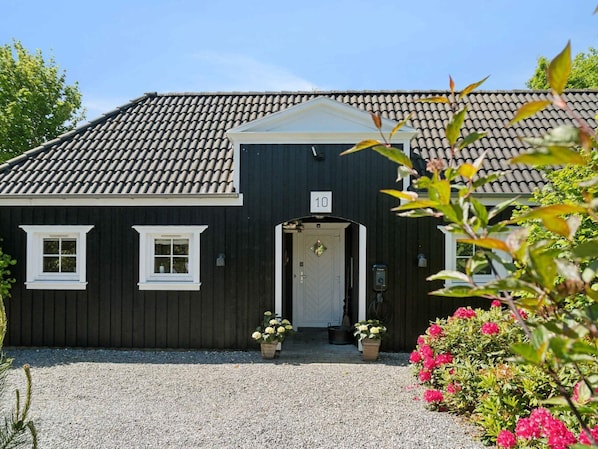 House | Exterior