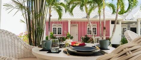 Coffres-forts dans les chambres, Wi-Fi gratuit