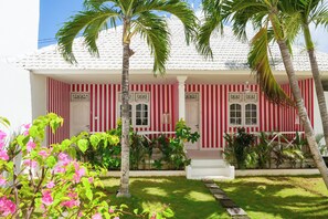 Standard Double Room | In-room safe, free WiFi - RIA ULUWATU Tropical Chic Hotel (Pecatu)