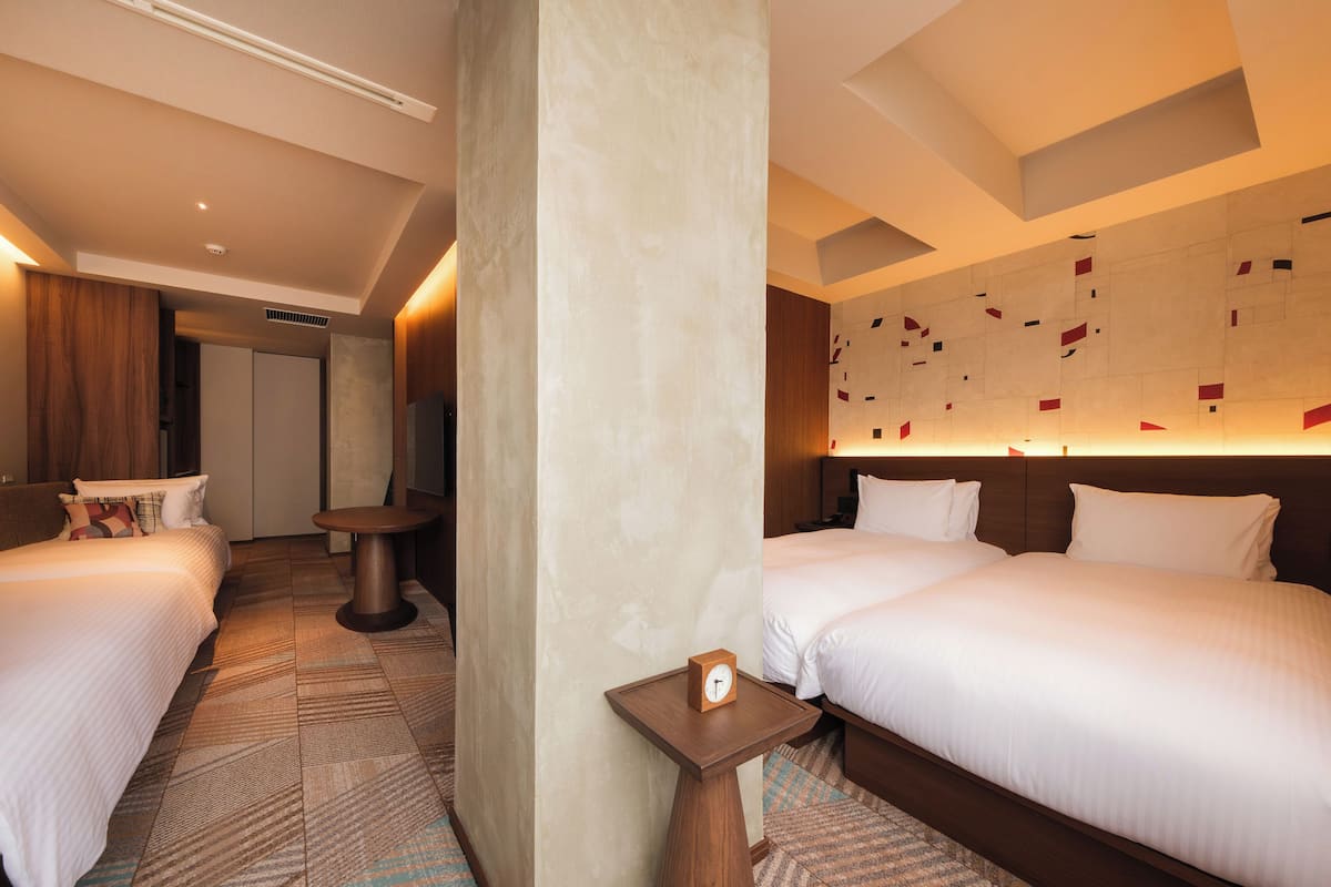 ห้องแฟมิลี่, ปลอดบุหรี่ | โต๊ะทำงาน, พื้นที่ทำงานแบบใช้แล็ปท็อป, Wi-Fi ฟรี