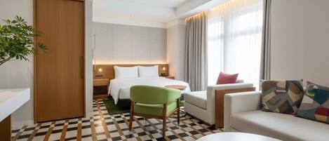 Deluxe Twin Room, Garden View | Desk, laptop workspace, free WiFi