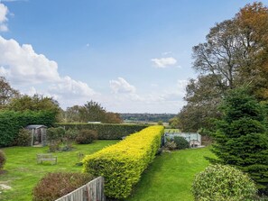Property grounds - 1 bedroom accommodation in Sneaton, near Whitby (Sneaton, near Whitby)