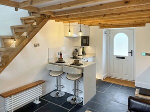 Dishwasher - 1 bedroom accommodation in Sneaton, near Whitby (Sneaton, near Whitby)