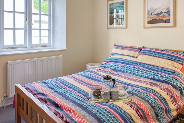 Double bedroom | Bluebell Cottage, South Brent