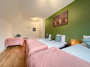 6 dormitoris i Internet 