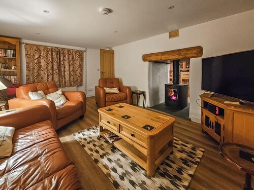 3 bedroom accommodation in Yarcombe, near Honiton