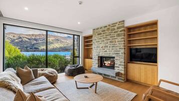 TV, fireplace, stereo, offices