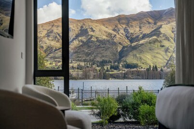 Lakefront Luxury Studio