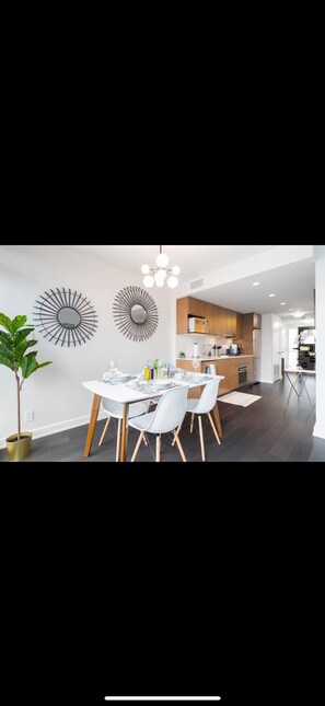 تناول الطعام